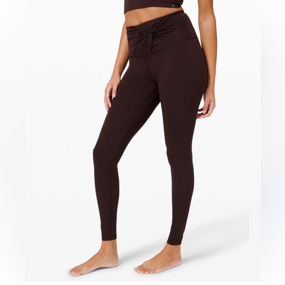 Lululemon Align High Rise Twist Waist 28" in French Press Women's Size 0 - Picture 1 of 15